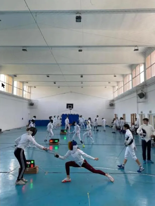 Antrenament în sală: copii în asalt